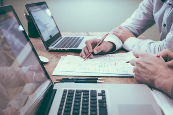 AI Revolutionizing Business Analytics