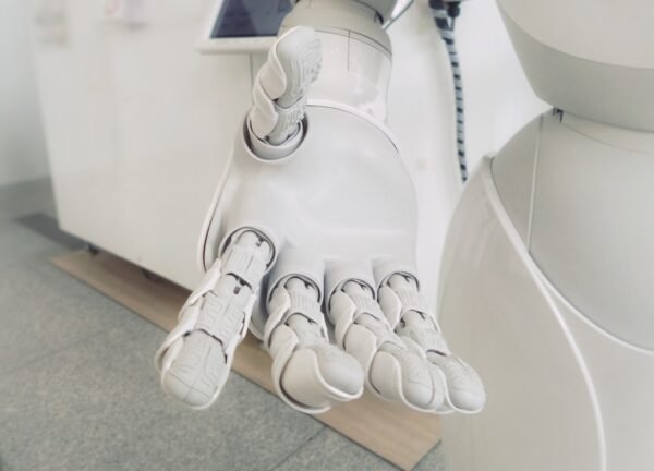 Exploring Intelligent Agents in AI: Types and Functions