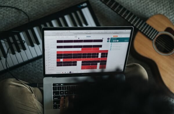 Synthesia and Runway Reviewed: Best AI Video Tools for Marketing Teams
