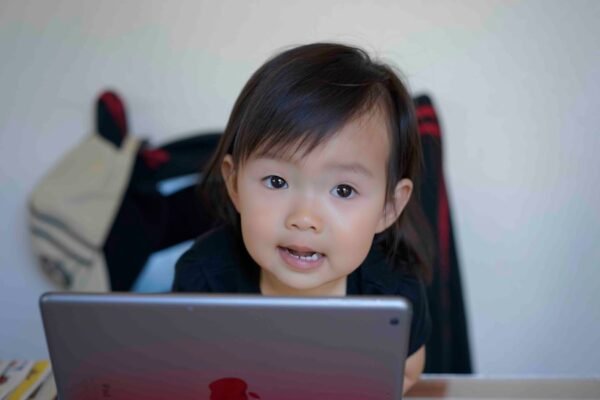 Real-Time Feedback and Adaptive Learning: The Impact of AI in K-12 Education