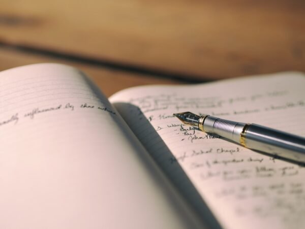 Balancing Human Creativity with AI in Academic Writing