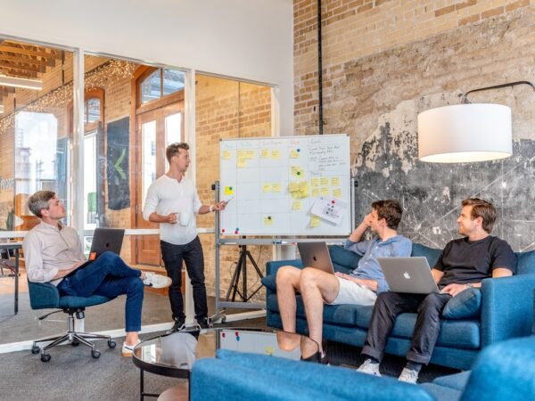 AI in project management and task automation