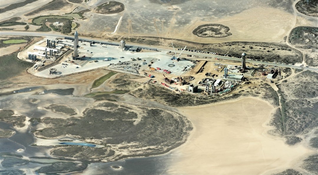 Photo SpaceX, Water Scarcity, AI Infrastructure Risk