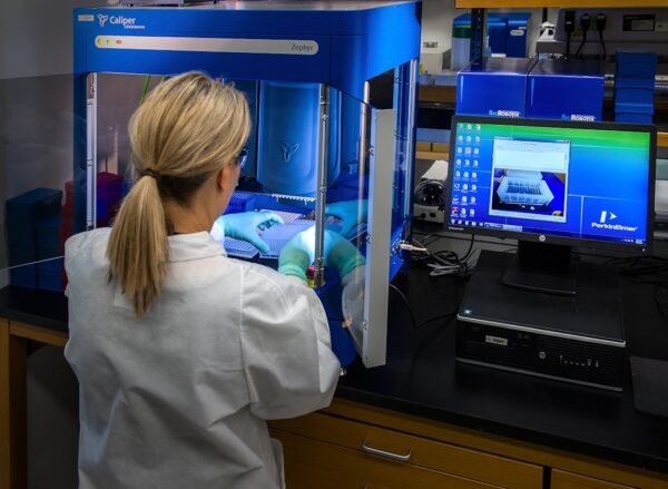 3D printing revolutionizing personalized medicine with custom prosthetics and anatomical models for surgical planning