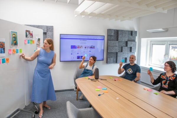 Using AI to improve employee engagement and retention