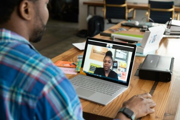 AI in Online Learning: The Future of Virtual Classrooms